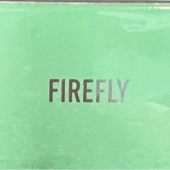 DM Danessa Myricks Beauty Infinite Chrome Flakes Multichrome, Firefly - Picture 3 of 3